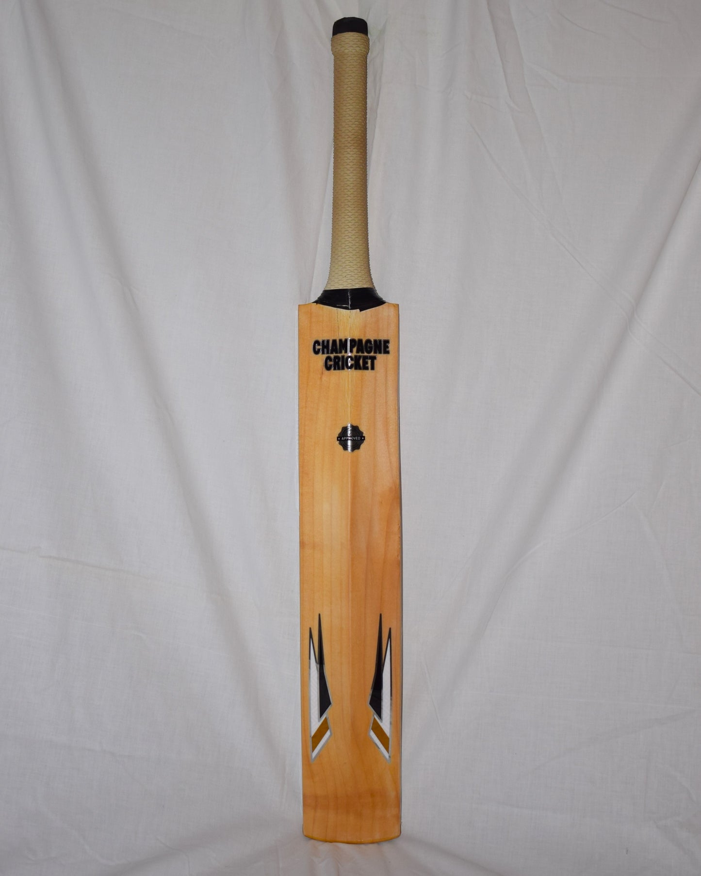 Champagne Cricket - Bat Nine
