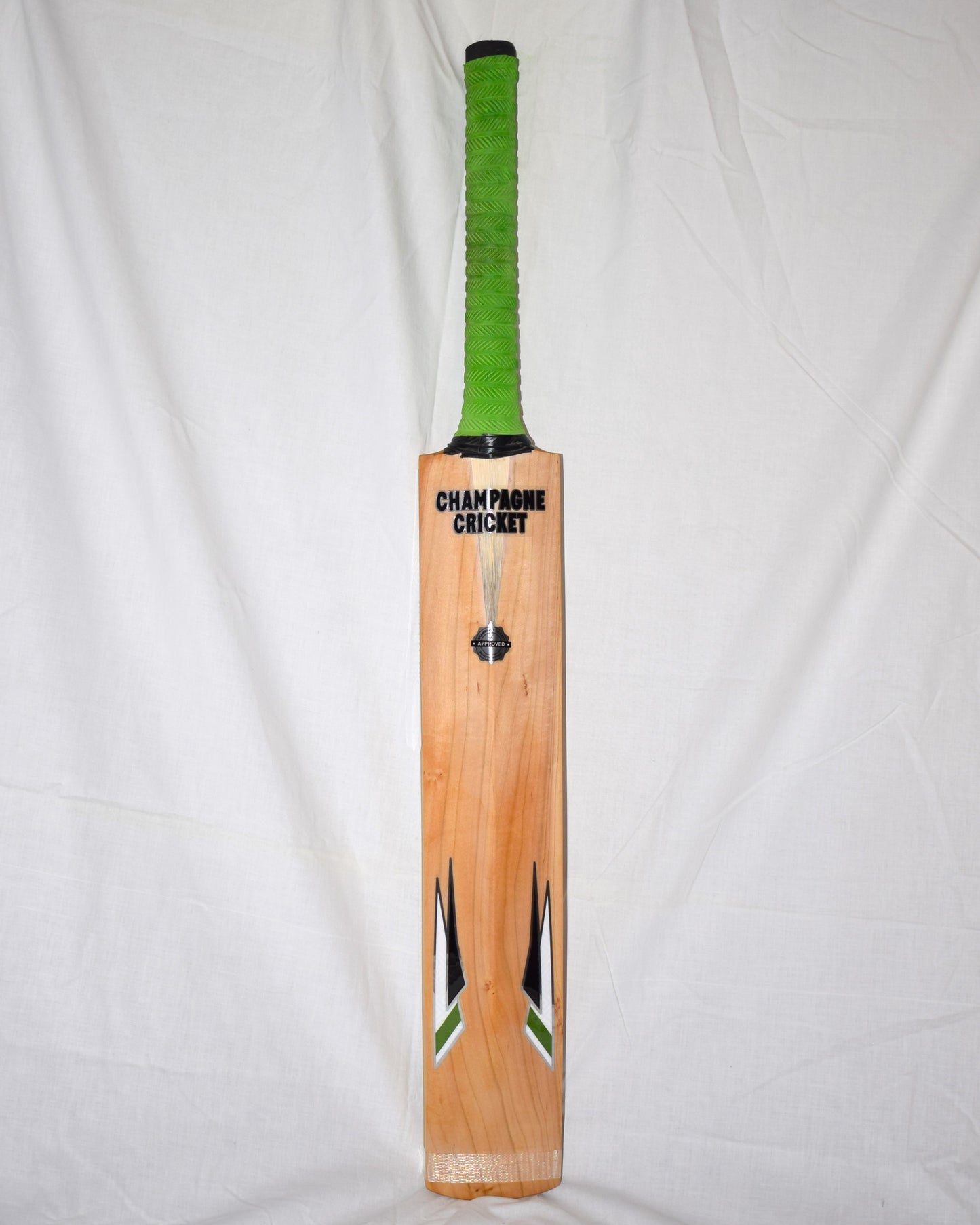 Champagne Cricket - Bat Eight