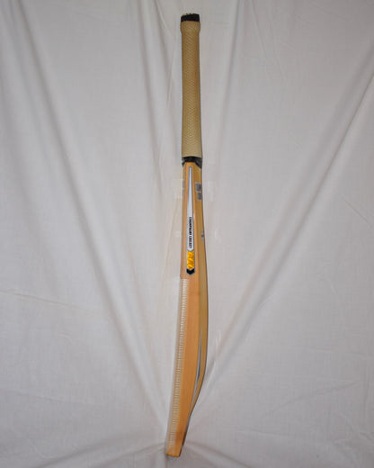 Champagne Cricket - Bat Nine