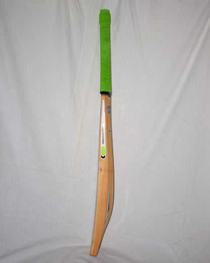 Champagne Cricket - Bat Six